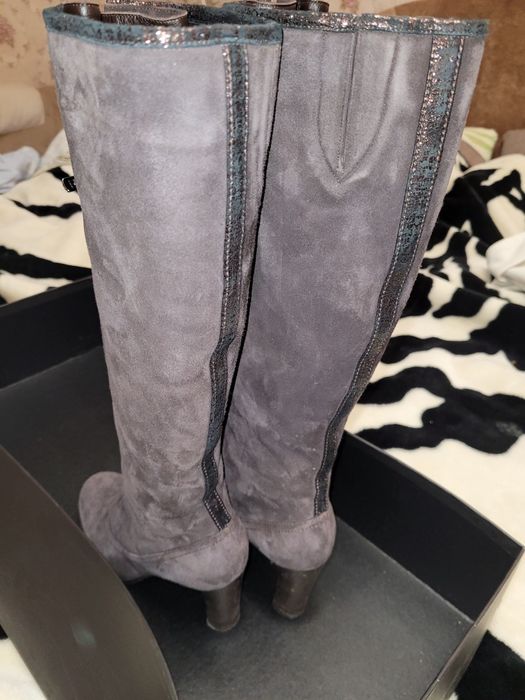 Новые зимние натуральные сапоги 36р.Италия