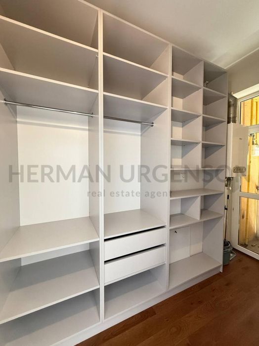 Продаж 2к квартири 62 кв.м  / вул. Возз'єднання, Боздош