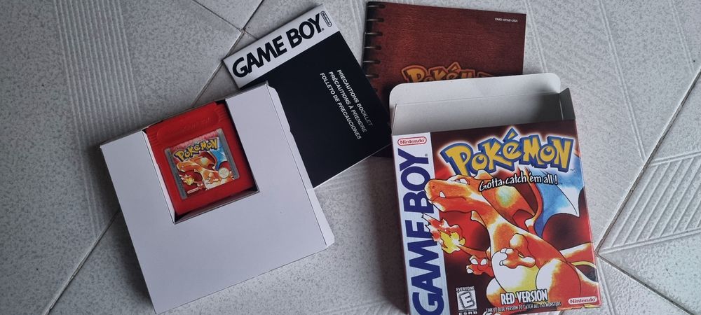 Pokémon  Red  game boy color