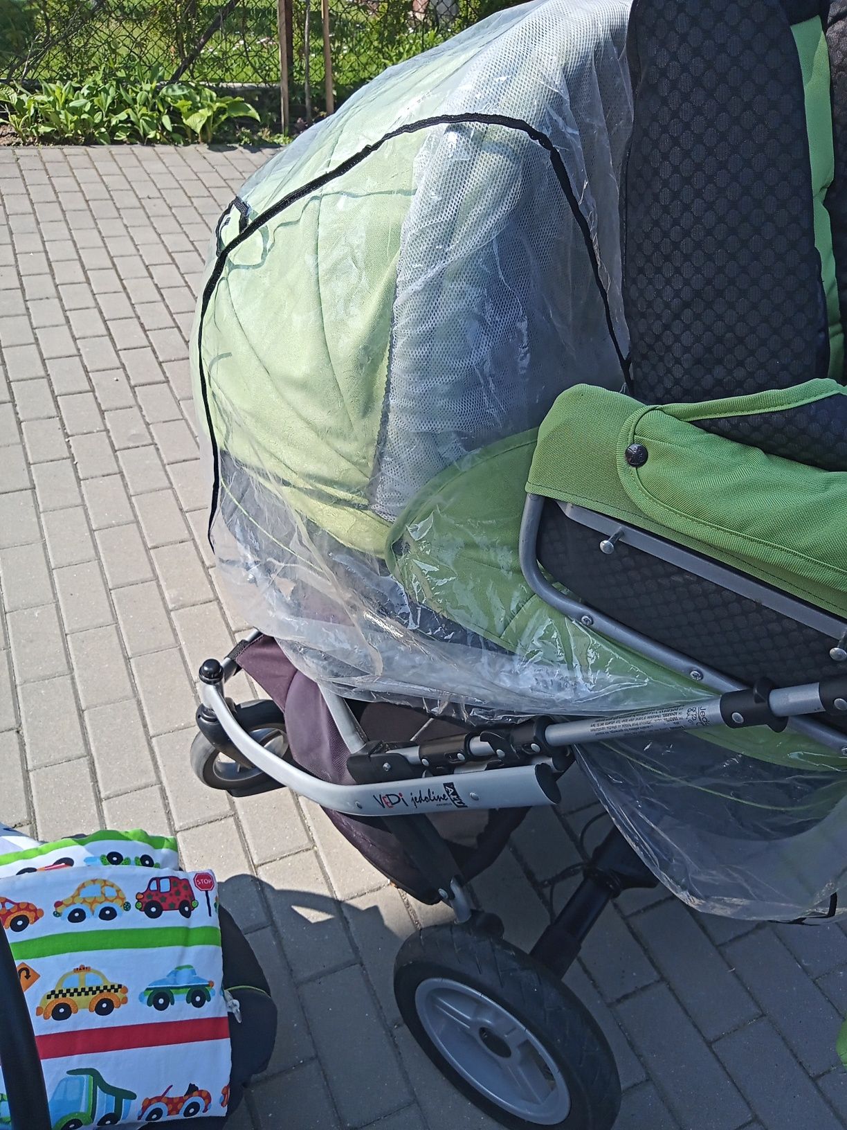 Wózek dziecęcy gondola , spacerówka , fotelik samoch + adaptery+ inne