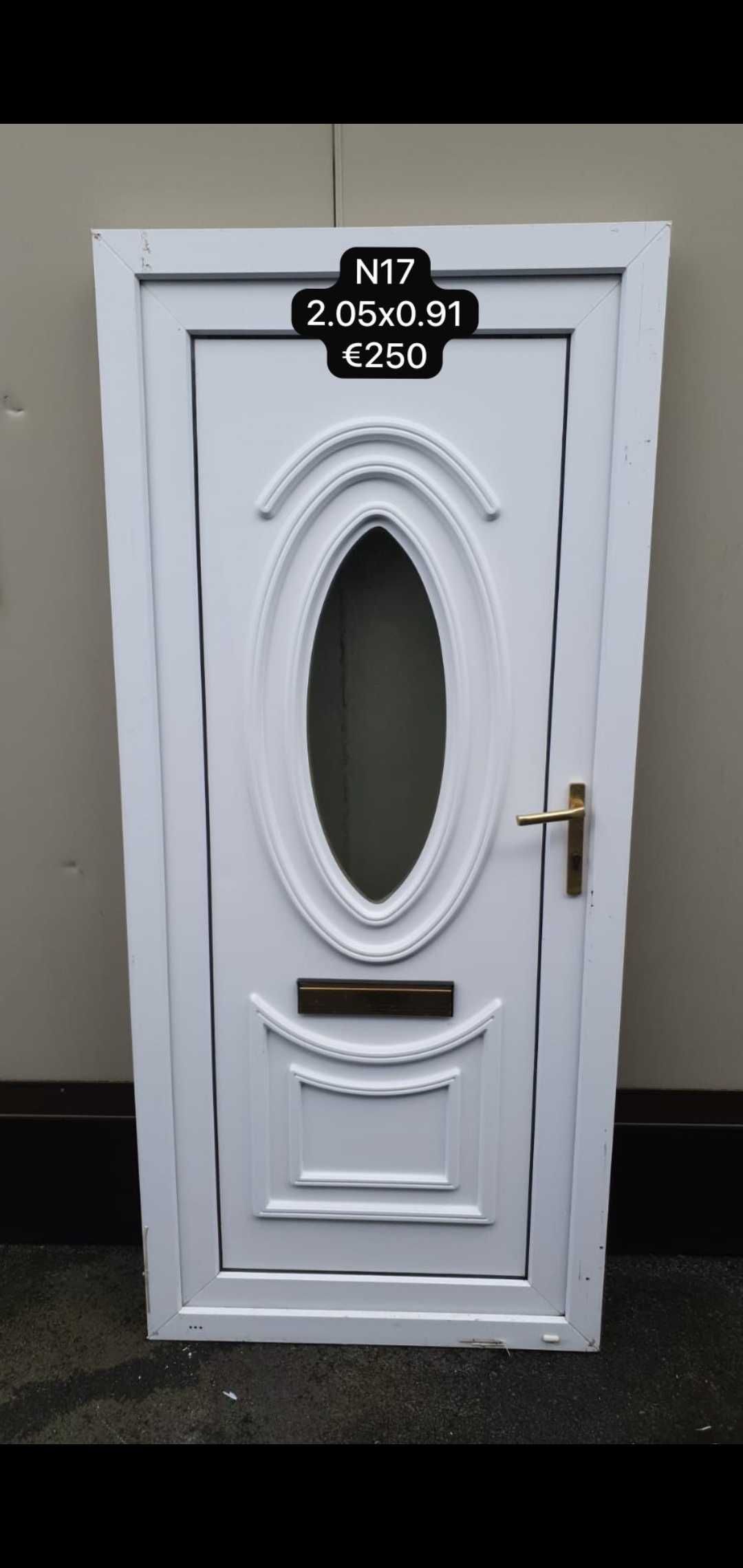 Portas de entrada em pvc