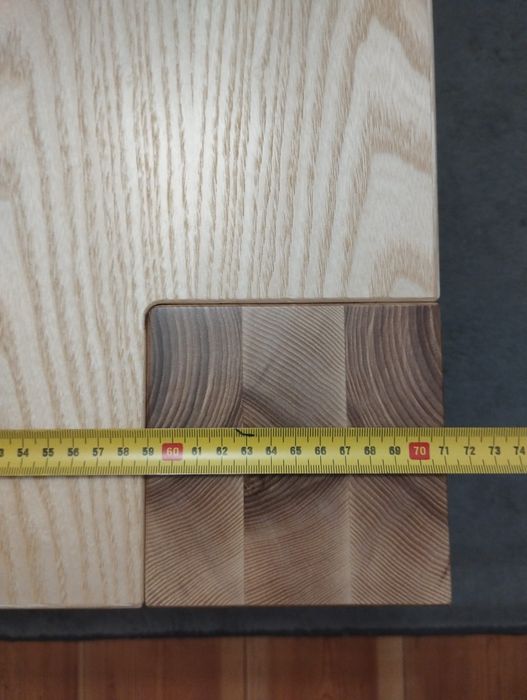 Stolik kawowy z drewna Jesionowego