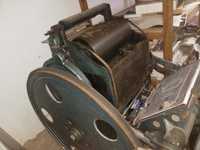 Maquina Tipografica Antiga (Korolo)