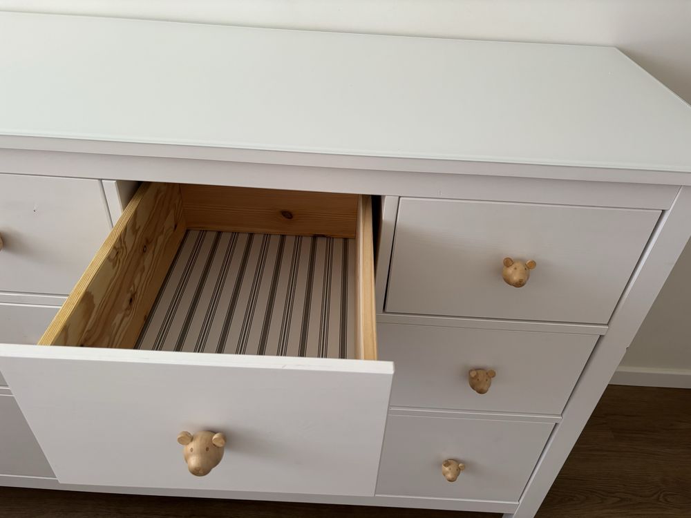 Comoda Ikea Hemnes