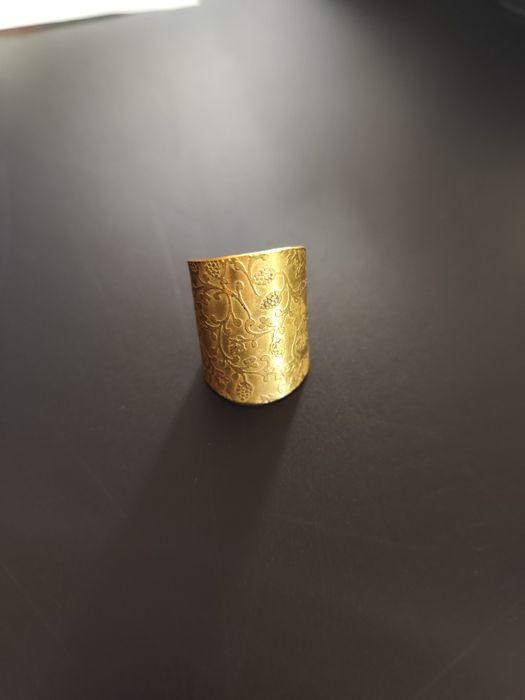 ...Anéis vários...