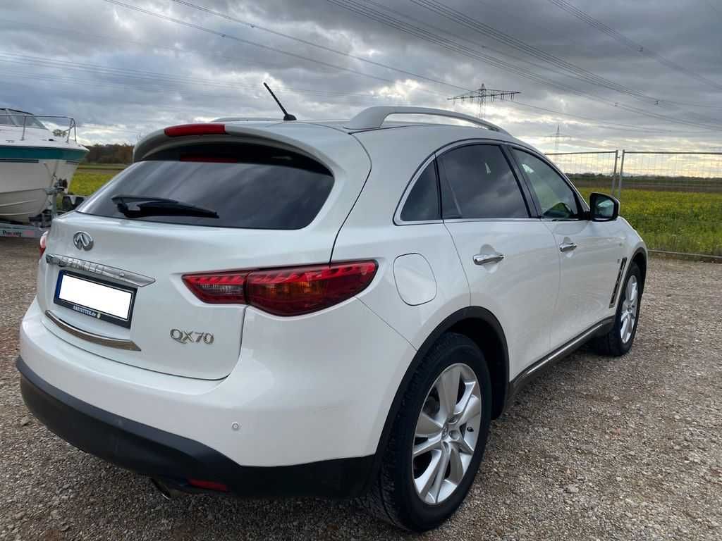 Бампер передній Infiniti FX QX70 запчастини, разборка Інфініті ФХ КьюХ