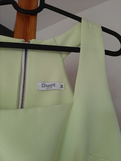 Limonkowa sukienka Duet