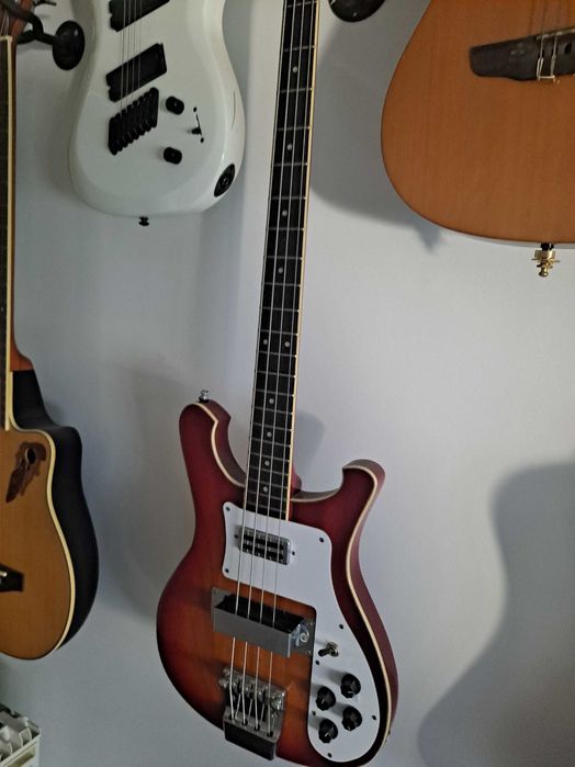 Coleção de Guitarras e baixos Part II