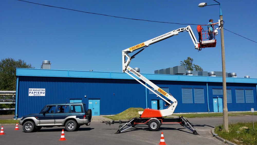 Podnośnik Koszowy Zwyżka, Minikoparka, Wycinka Drzew Przycinanie Koron