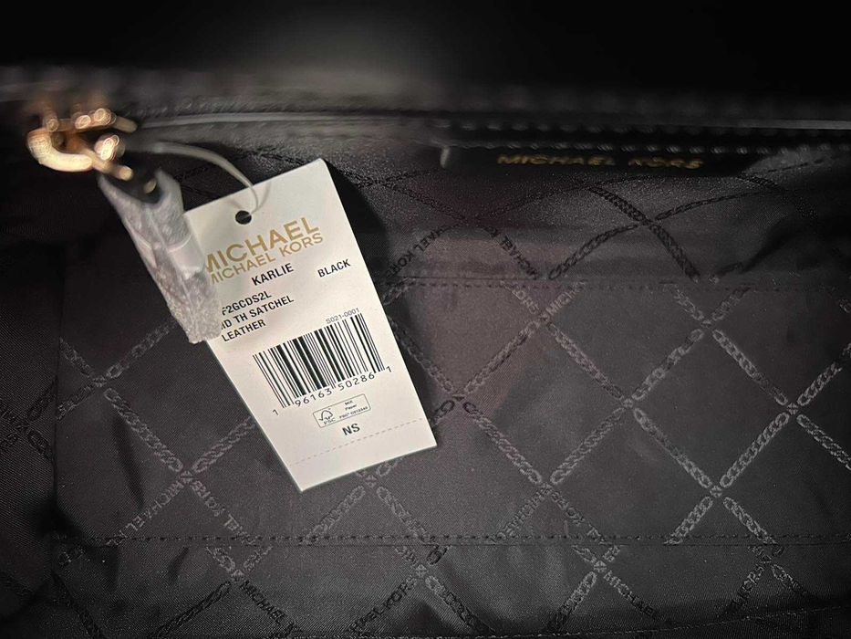 Wyjątkowa torebka Michael Kors Karlie