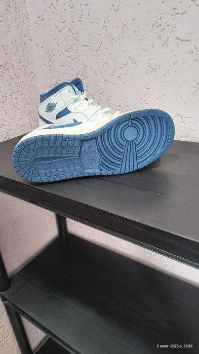 ОРИГІНАЛ Кросівки Кроссовки Nike AIR JORDAN FN7432-141  25 см осінь