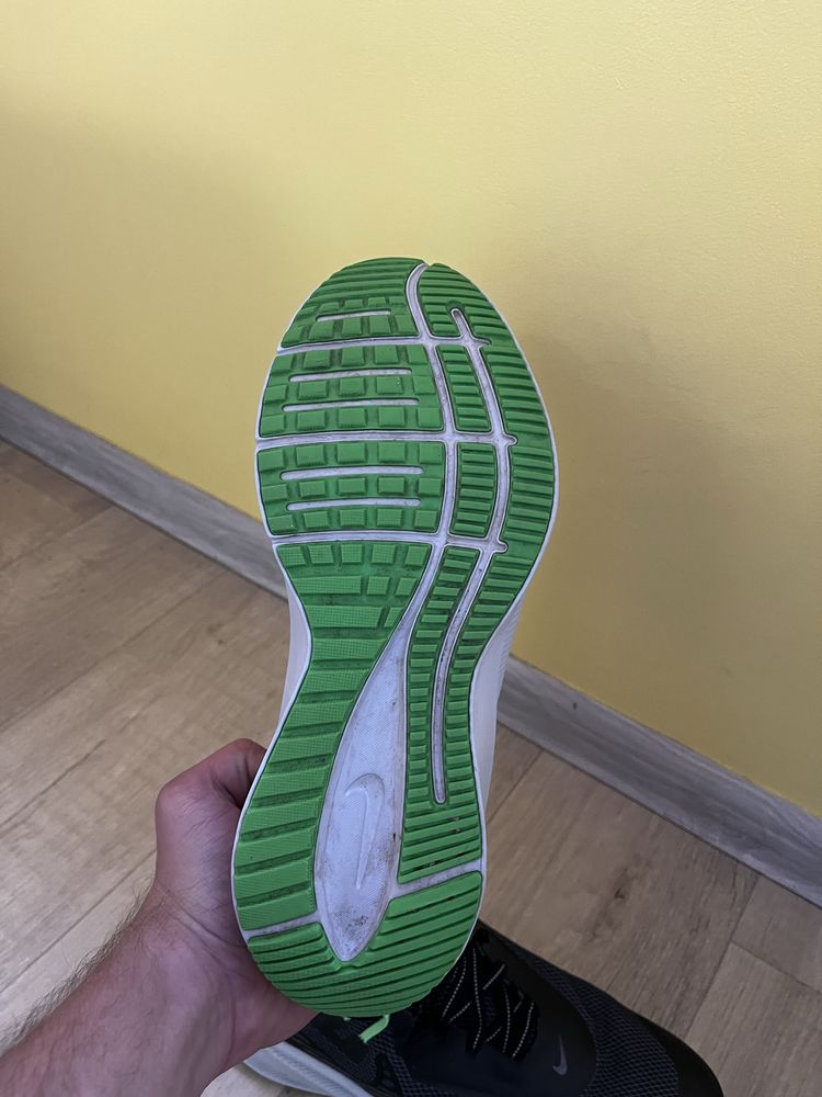 Nike Run Shield 42.5р (оригинал)