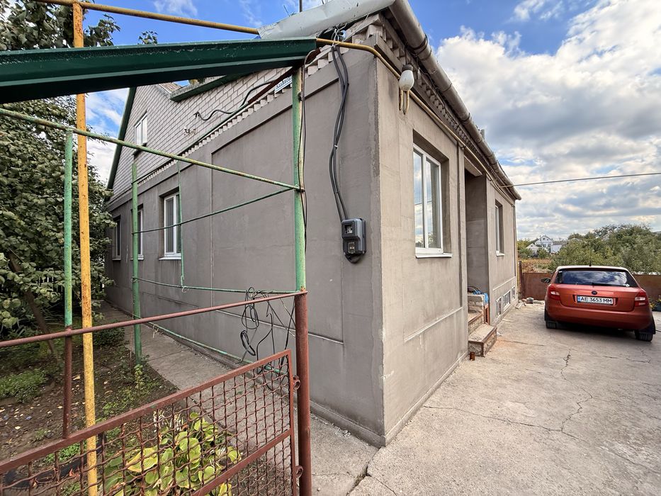 Продам добротный дом в. Подгородном ! ( С )