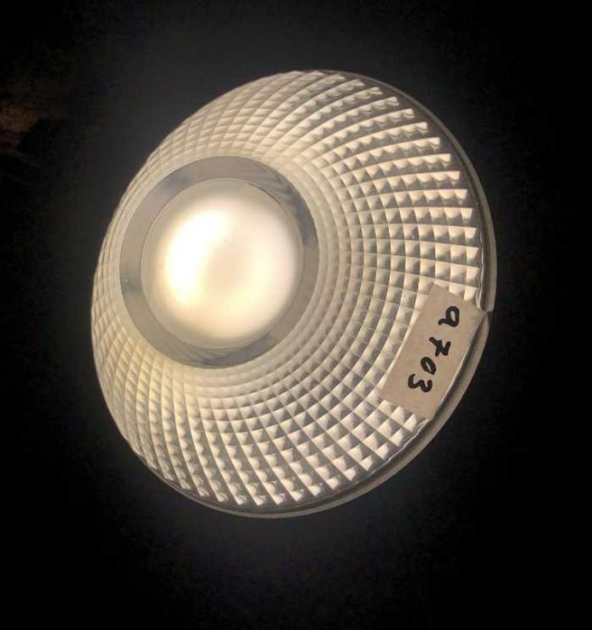 Різнокольоровий потужний LED прожектор з радіатором, з Німеччини