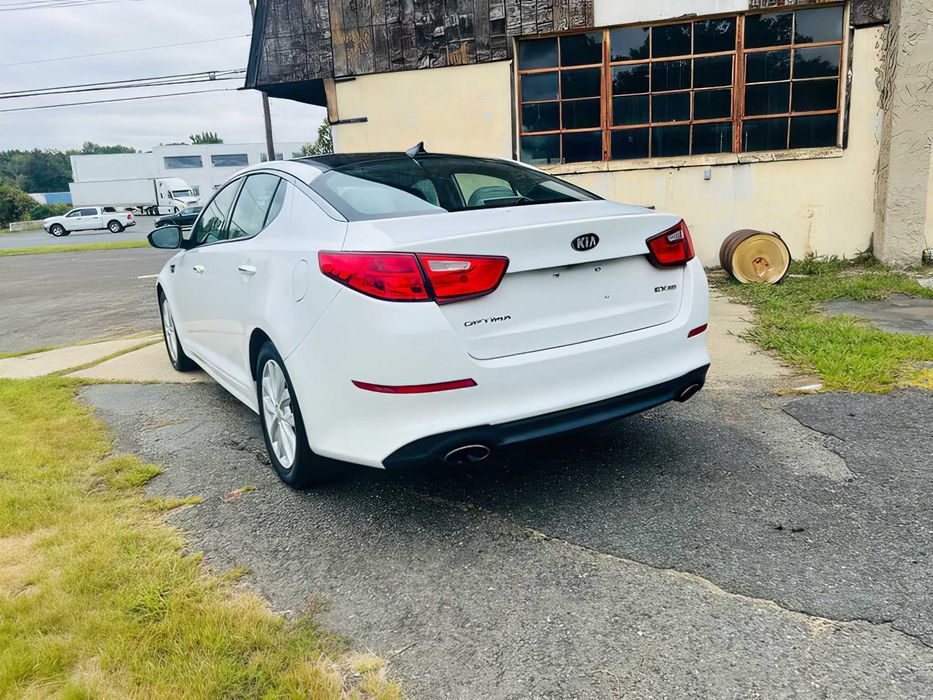 Kia Optima      2015