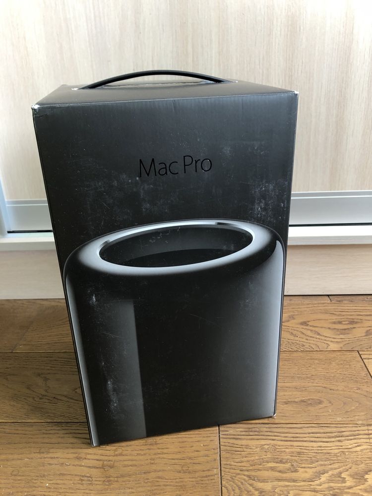 Apple MacPro 3,5GHz 6 Core Intel Xeon E5/16Gb/250SSD/D500x2/