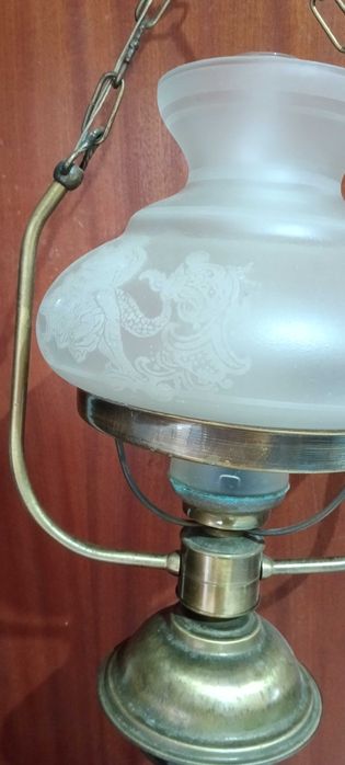 Candeeiro de teto em latão