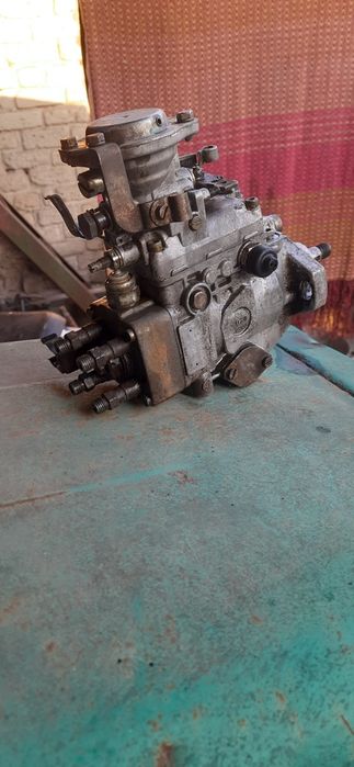 Паливний насос mitsubishi ТНВД для 4D56