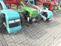 Varios motocultivadores a gasoleo com frese