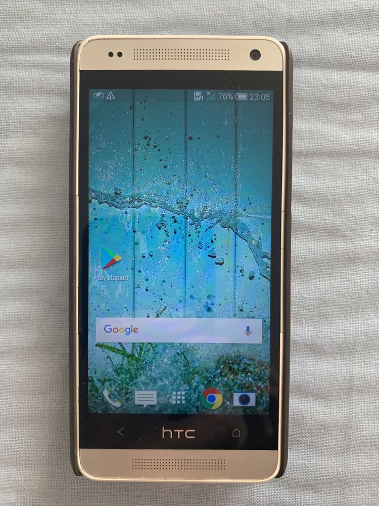 Телефон смарфон HTC one mini