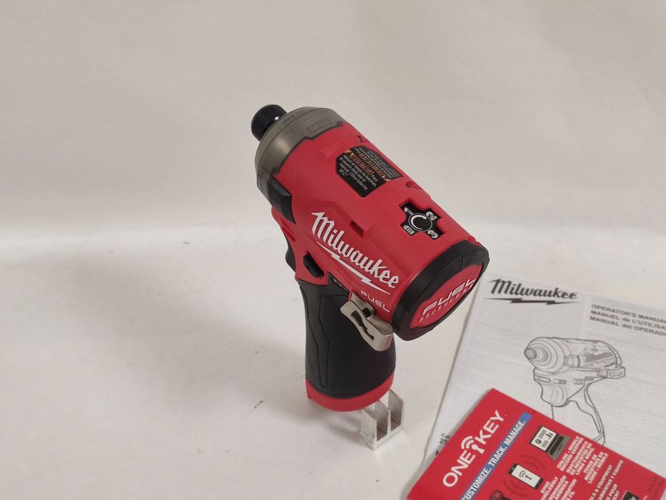 Milwaukee 2551-20 M12 FUEL SURGE™ Імпульсний гідравлічний шуруповерт
