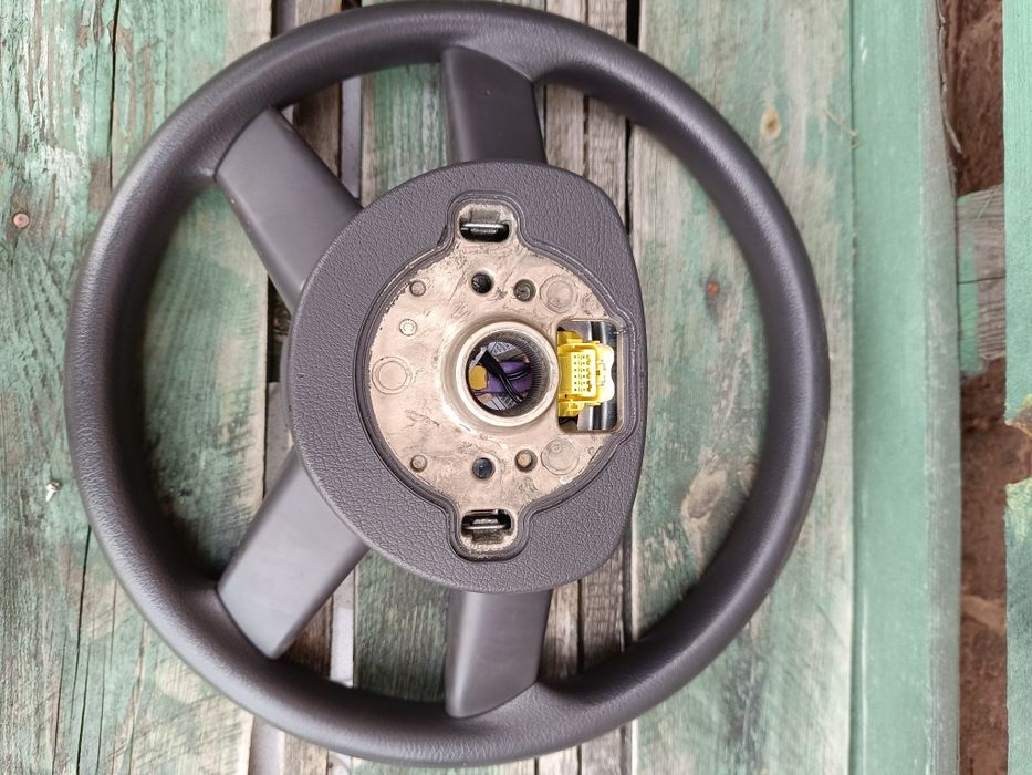 Kierownica z airbag poduszka golf 5 V