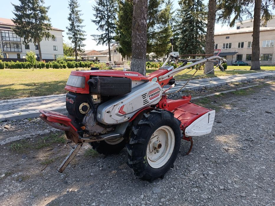 Японський мотоблок Yanmar.