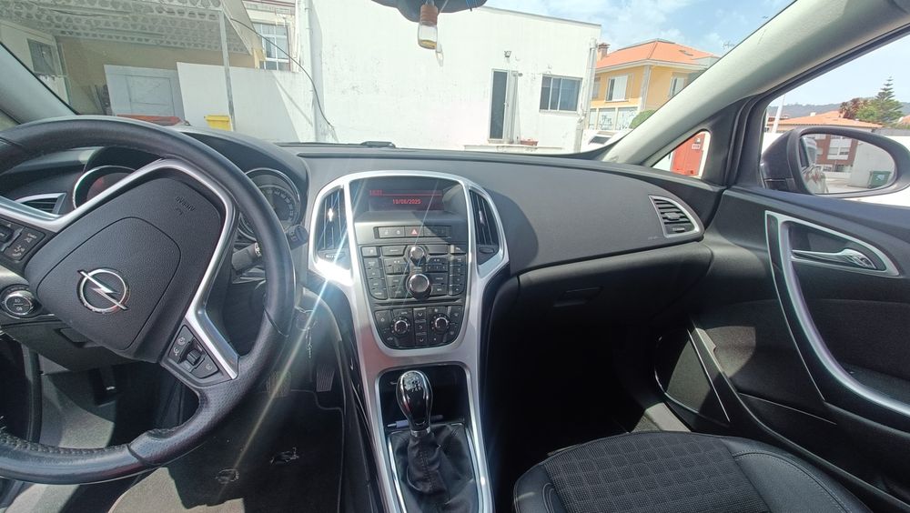 Opel Astra GTC 1.7 CDTI 130cv