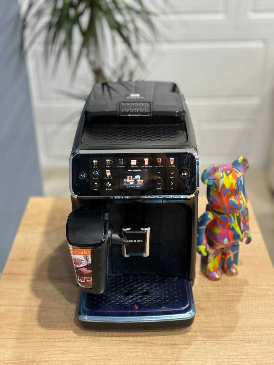 Кофемашина Philips Latte Go серии 5500