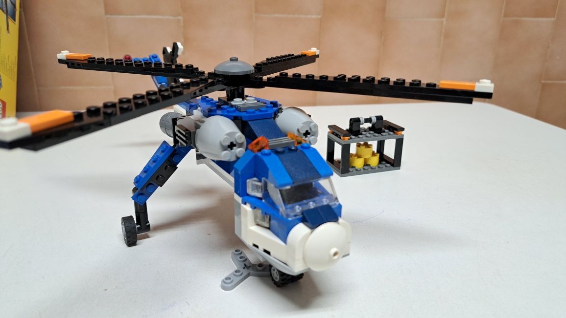 LEGO 4995 - CREATOR Cargo Copter - Completo