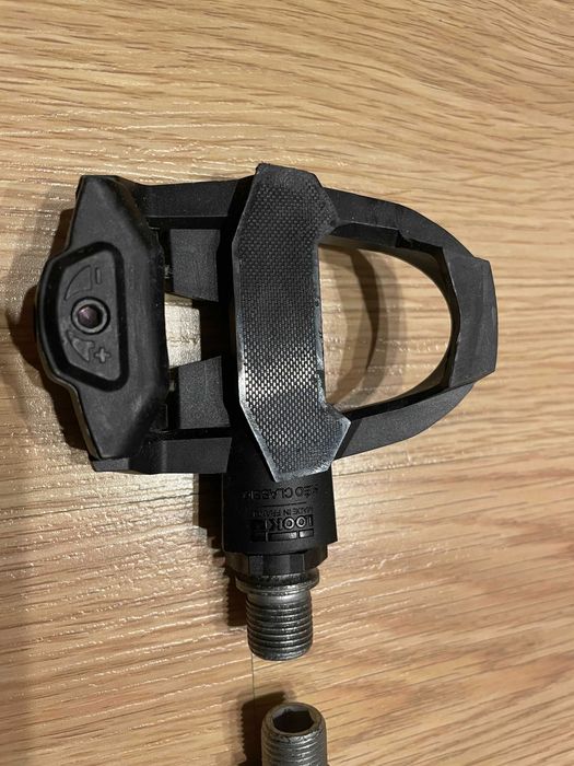 Pedais de estrada look + cleats