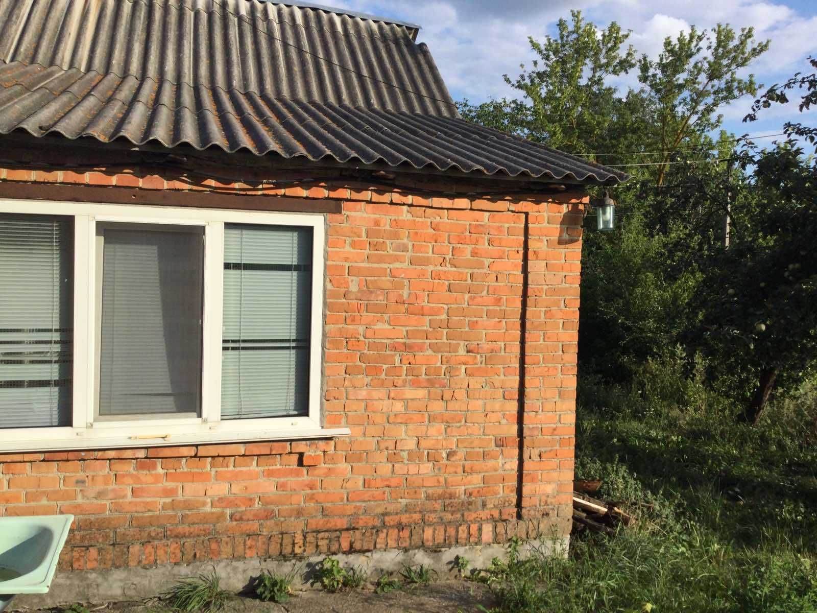 (3) Продам будинок в селі Садове 9006