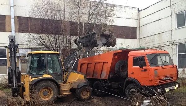 Услуги/Аренда Самосвалов от 10 до 40 тонн в Полтаве.