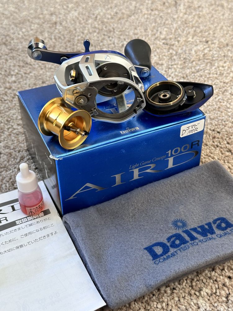Кастингова риболовна  котушка DAIWA AIRD 100R  5.8:1 Made in Japan