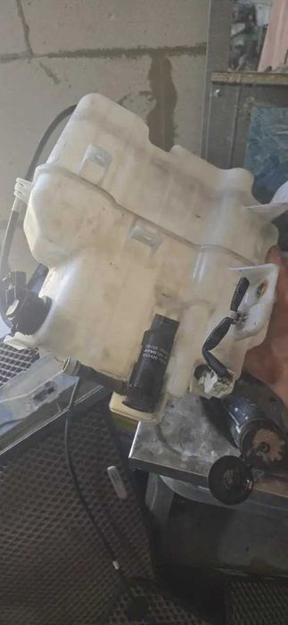 Бачок омивача xenon mazda 6 GJ 3 bm ghp-967480 ксенон 2013-2017