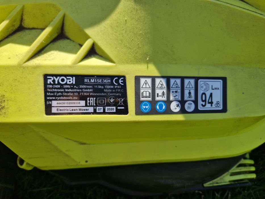 Kosiarka Ryobi RLM15E36H