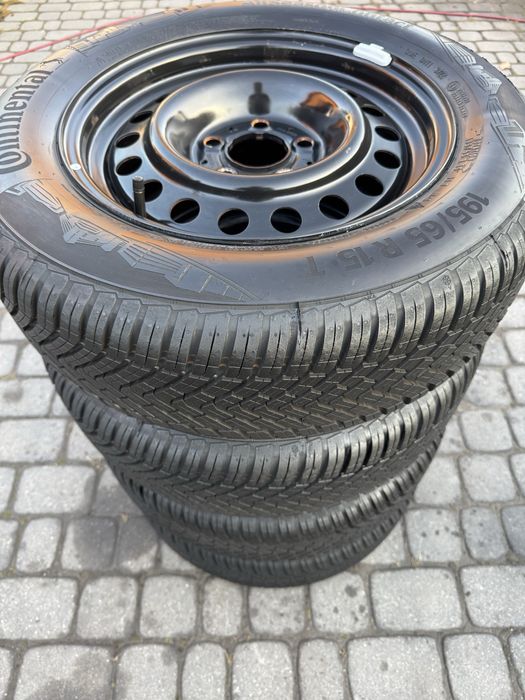 Kola Mercedes Zimowe Caloroczne 195/65r15 5x112