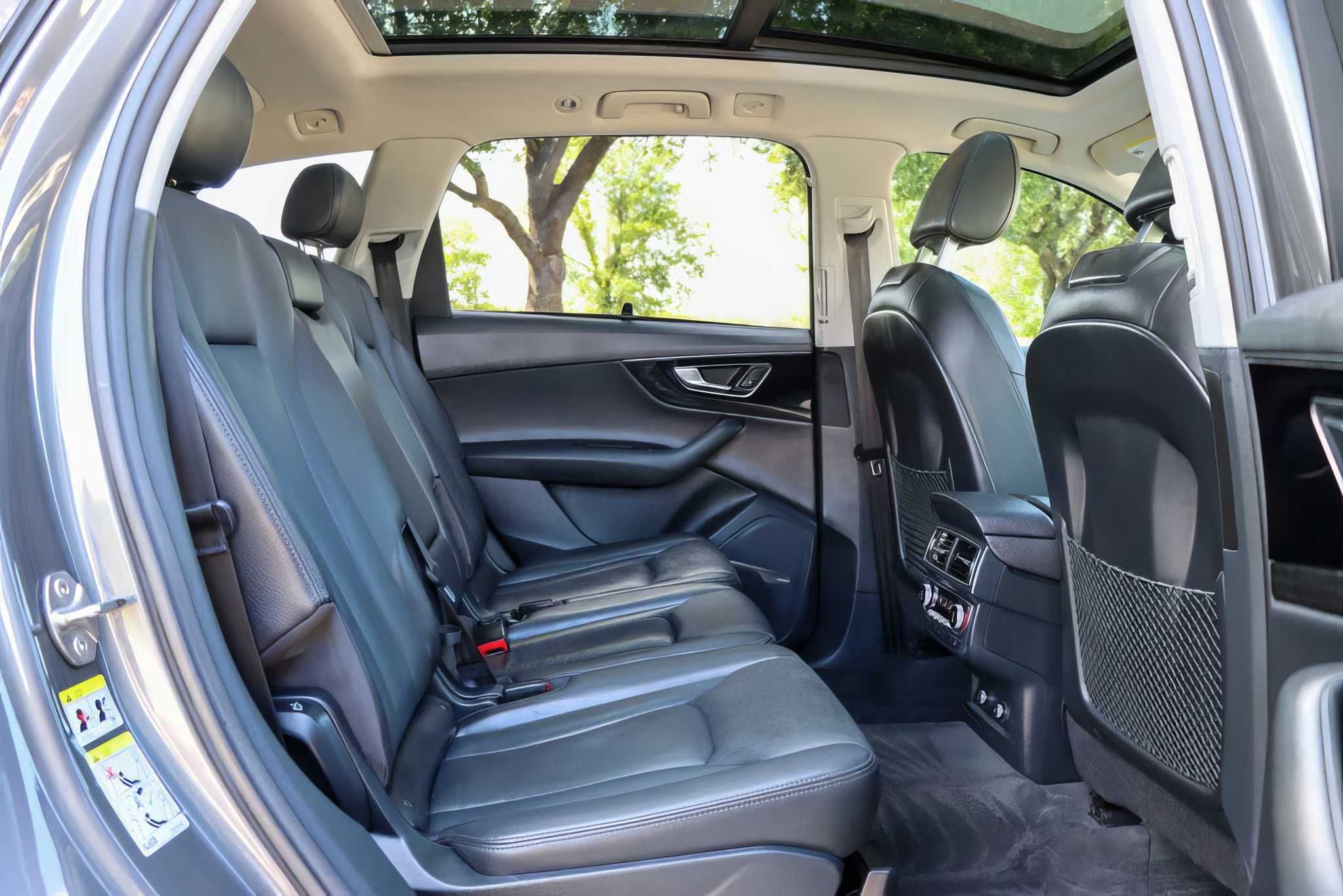 2019 Audi Q7 55 TFSI quattro Premium Plus