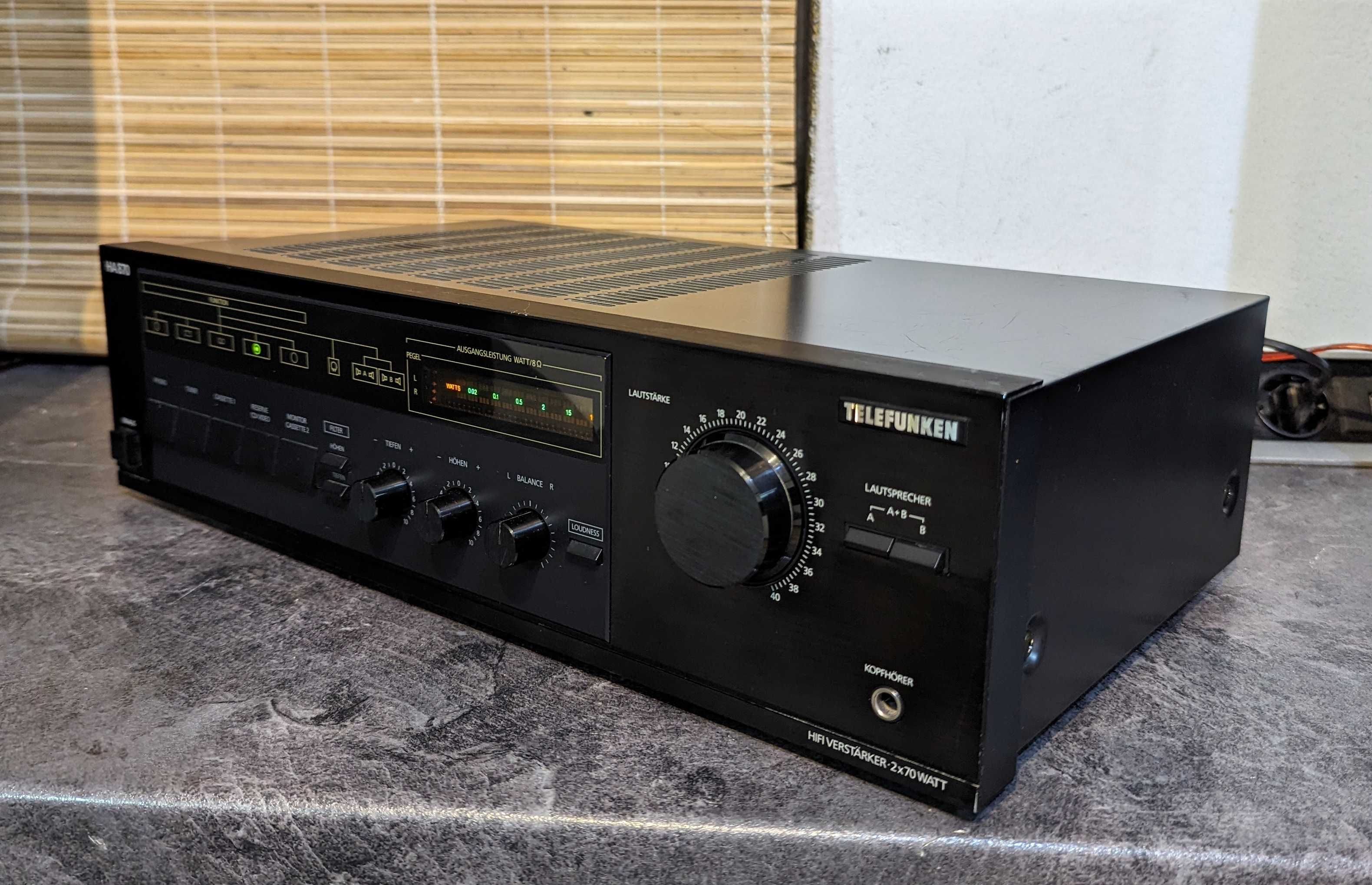 Стерео підсилювач Telefunken HA 870.