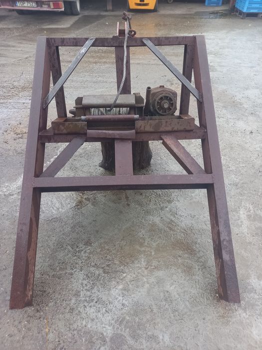 Sprzedam wyciągarka Leśna lebiodka, star 660