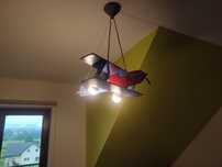 Lampa samolot do pokoju dziecięcego