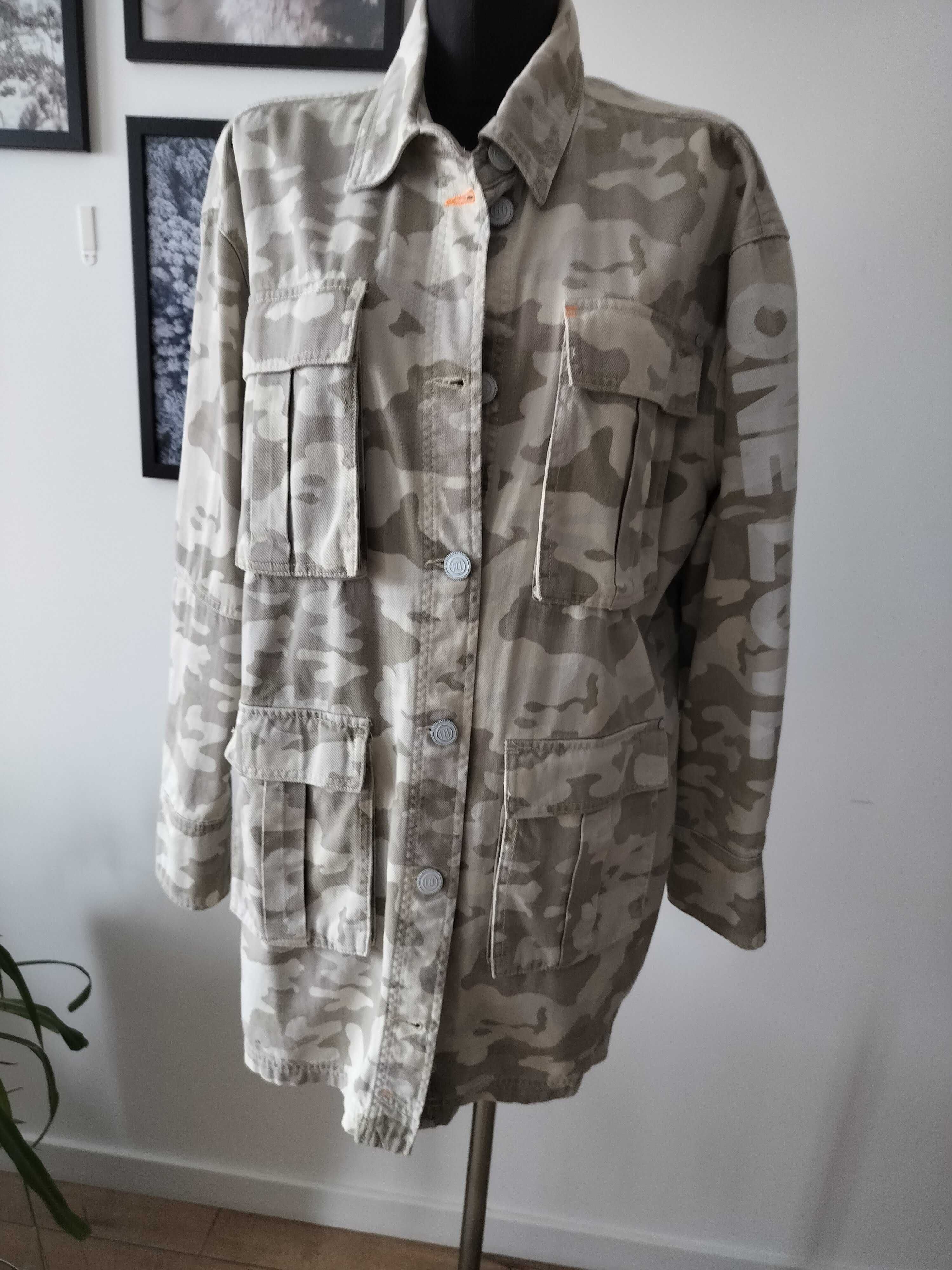 Kurtka damska 42 River Island wyjątkowa studio modowe Londyn jeans