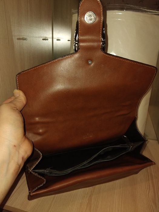 Продам женскую сумку