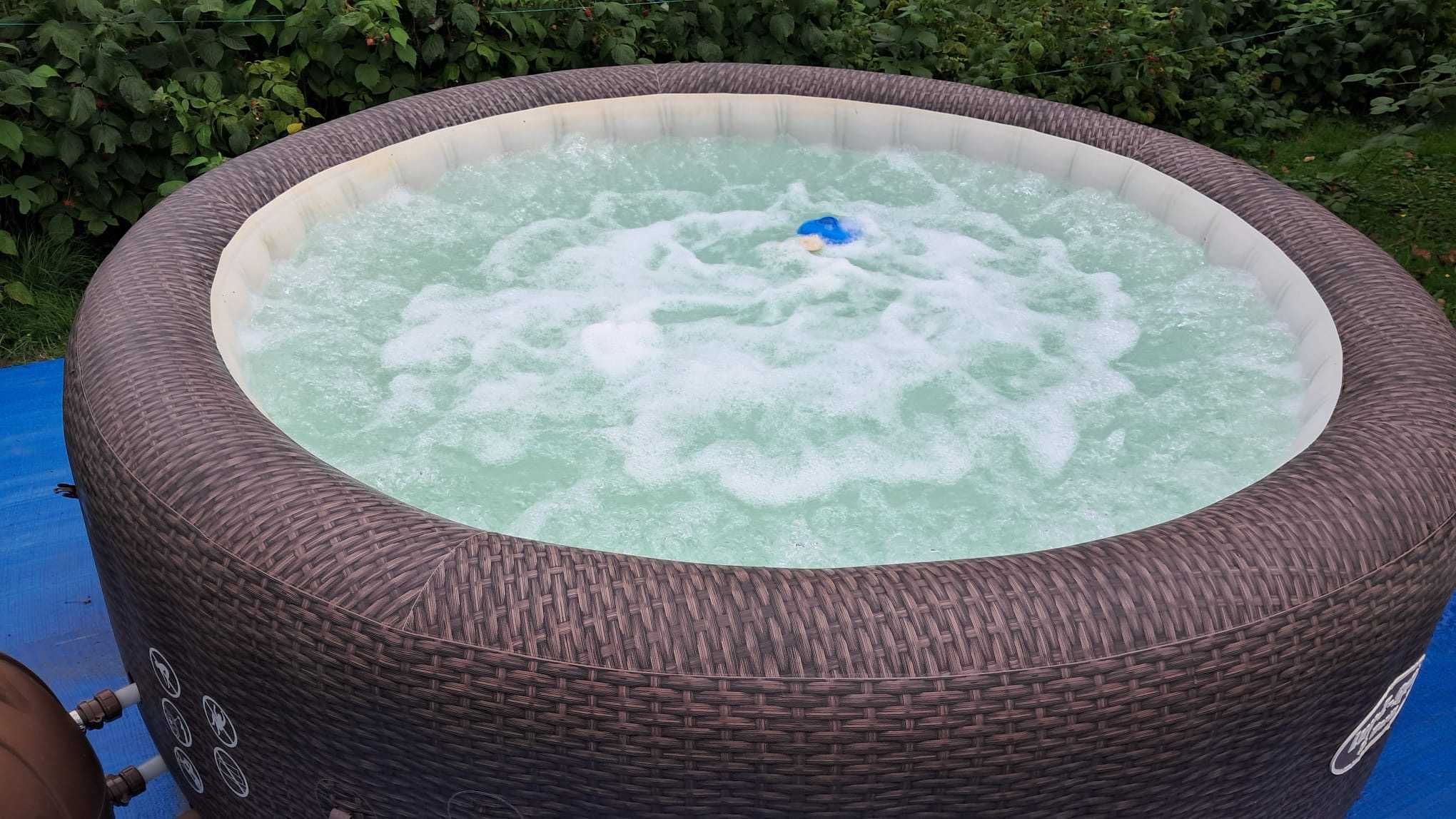 Basen ogrodowy jacuzzi Lay-Z-Spa