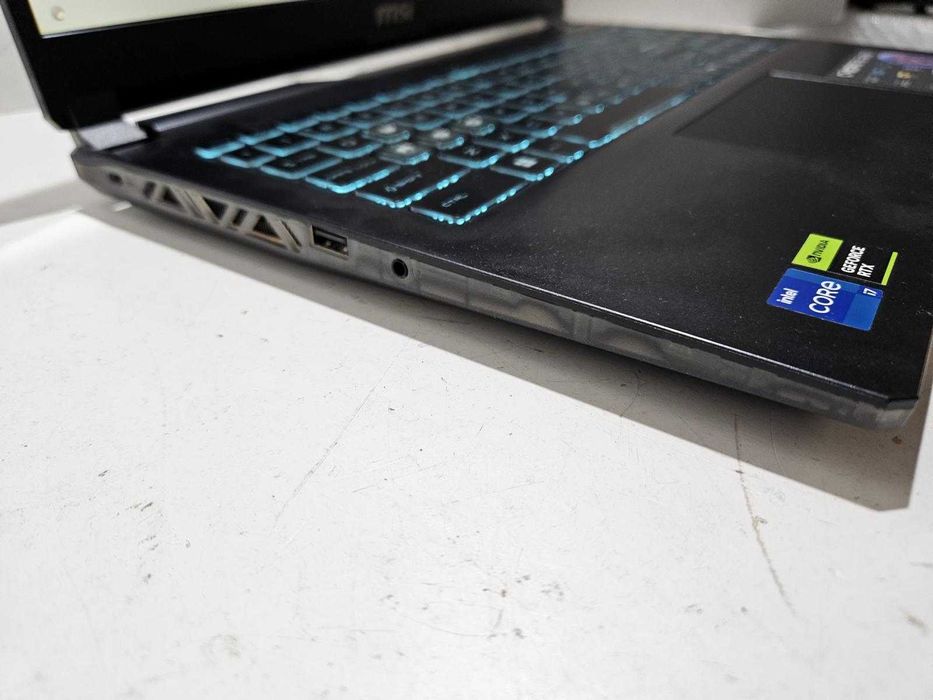 Laptop MSI Cyborg i7-13620H 16GB 512 RTX4060