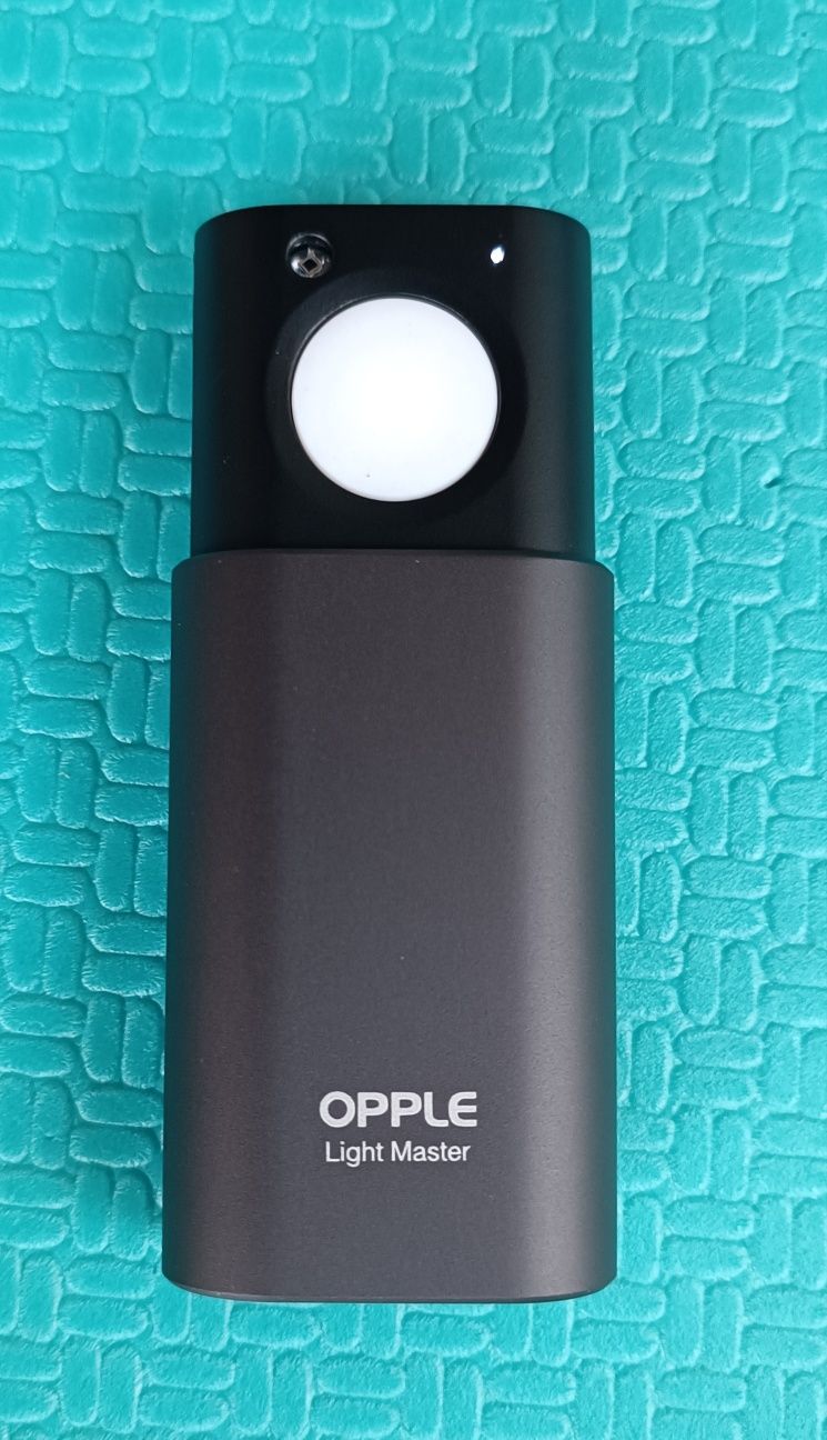 Opple Light Master IV