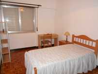 Quarto individual em apartamento T3