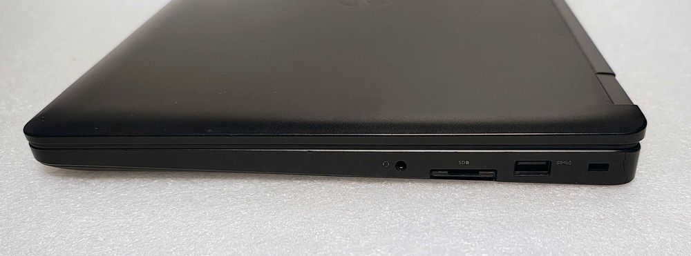 Dell Latitude Intel Core i5 Ram 8 GB SSD 256 GB Windows 10 Open Office