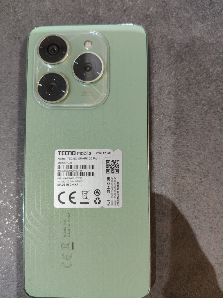 Telefon Techno Spark 20 PRO 12gb+ 256
