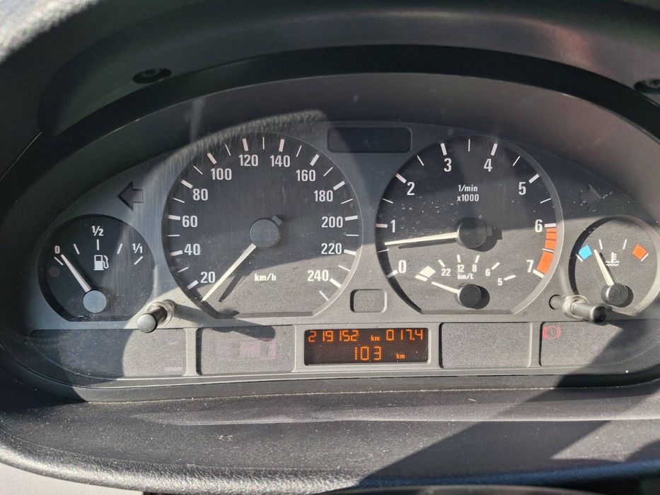 Продам BMW 3 E46